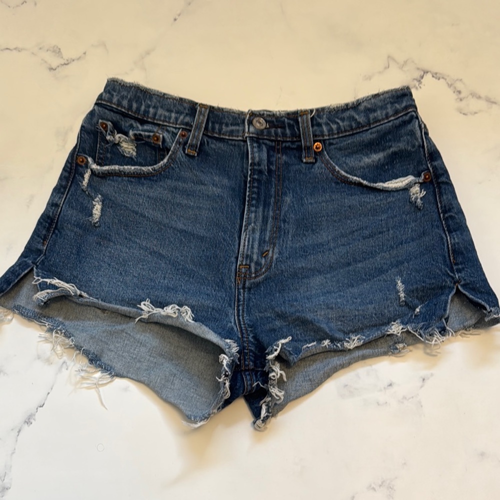 Abercrombie & Fitch High Rise Mom Short Women’s size 6 Micro Mini